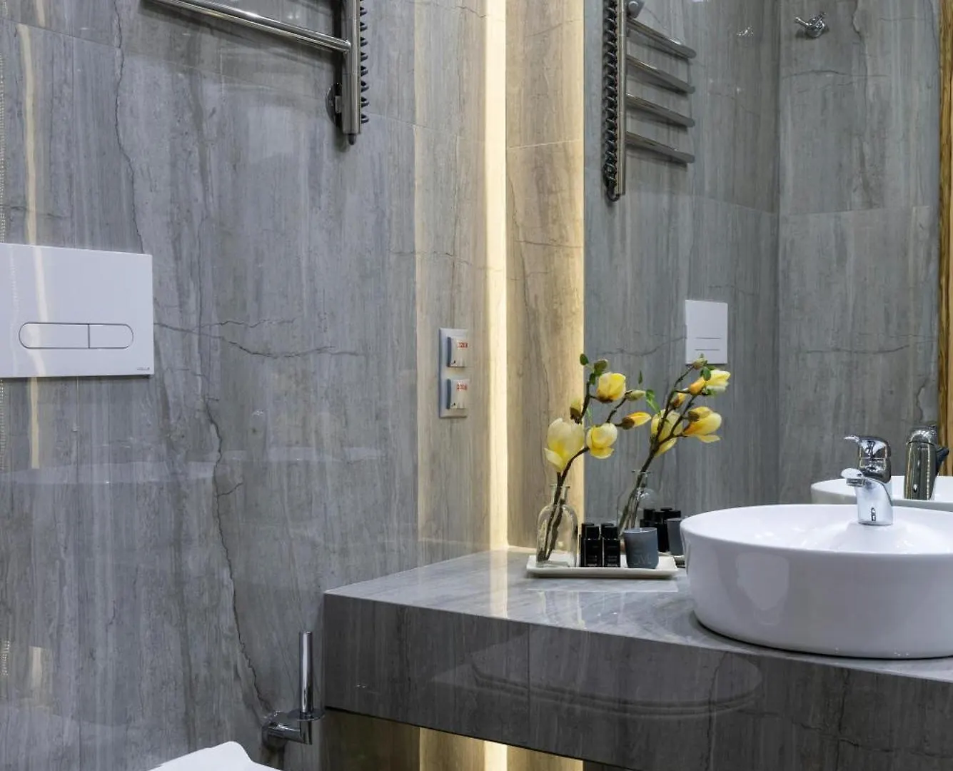 Hotel Grand Premium New Delhi India