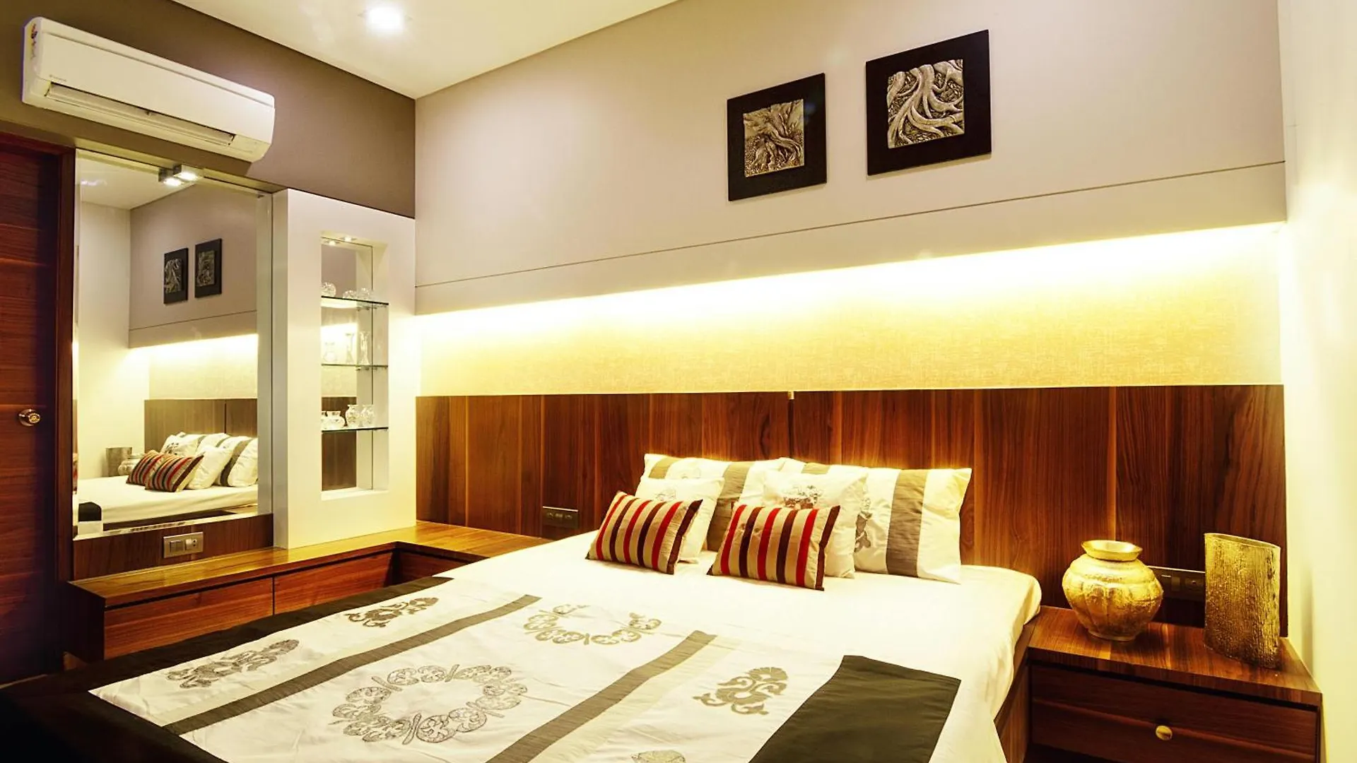 Hotel Grand Premium New Delhi